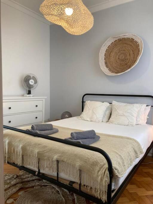 Апартаменты Apartamento Bem Localizado Para Familias & Amigos Лиссабон Экстерьер фото