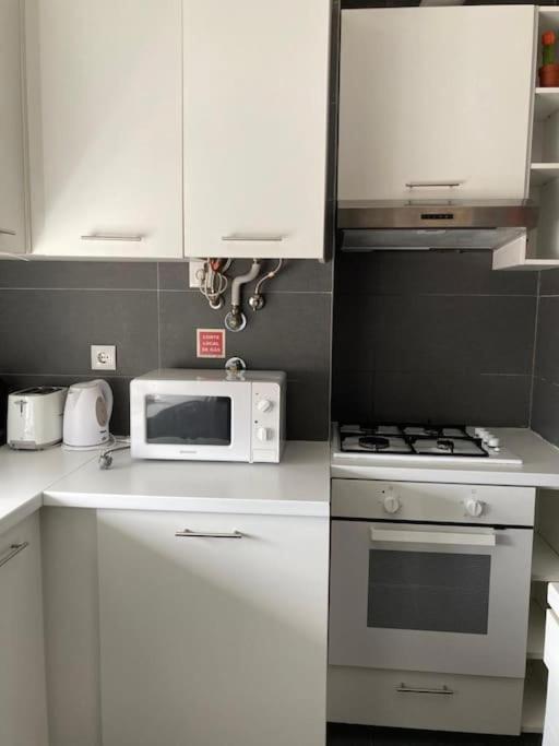 Апартаменты Apartamento Bem Localizado Para Familias & Amigos Лиссабон Экстерьер фото